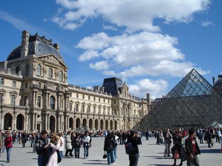 picture of Louvre Museum Paris France